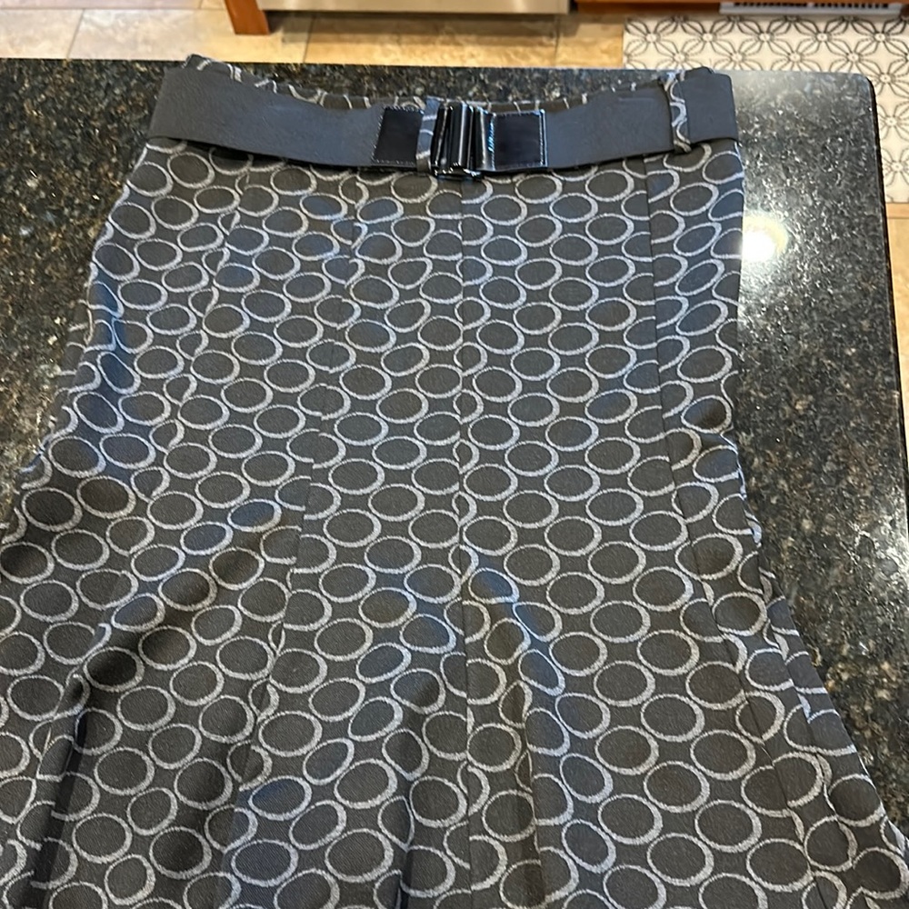 Carole Little short black and grey skirt
